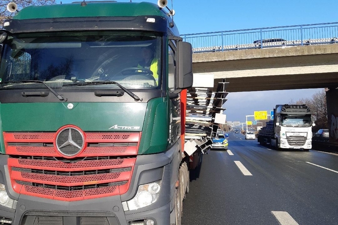 Ladung auf Transport verrutscht