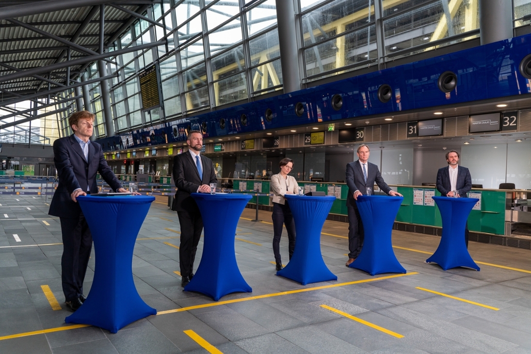von links nach rechts: Götz Ahmelmann, Martin Dulig, Franziska Wöllner (Moderatorin), Burkhard Jung, Michael Kluge