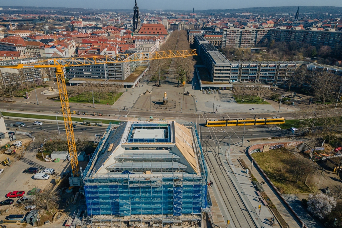 Das Blockhaus in Dresden wird derzeit zum Archiv der Avantgarden umgebaut.
Dresden, April 2022