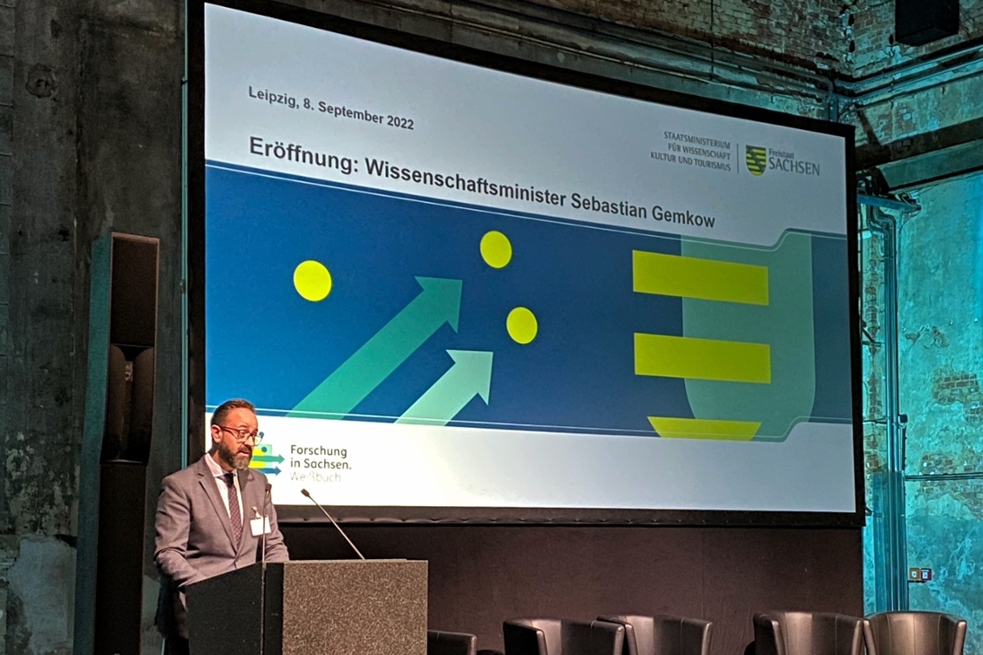 Wissenschaftsminister Sebastian Gemkow bei der Konferenz am 8.9.2022 in Leipzig