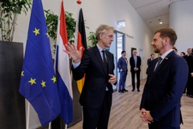 Foto: Gespräch mit dem niederländischen Minister für Bildung, Wissenschaft und Kultur, Robbert Dijkgraaf zum Ausbau der Forschungs- und Kulturzusammenarbeit.