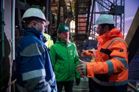 Foto: Ministerpräsident Michael Kretschmer besucht den Tagebau Nochten.