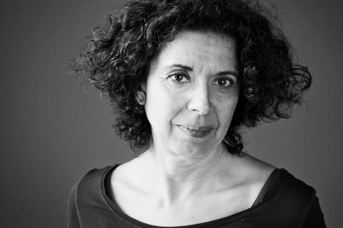 Die Schriftstellerin und Kuratorin Esther Dischereit
