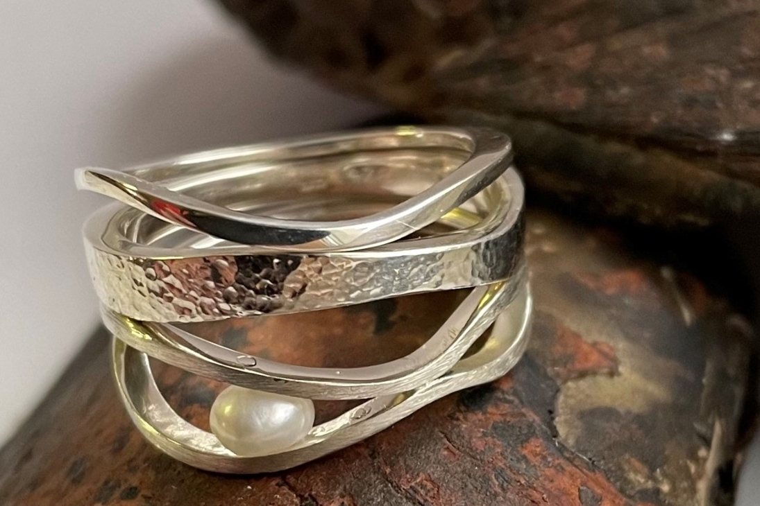 Ring mit Flussperlmuschel