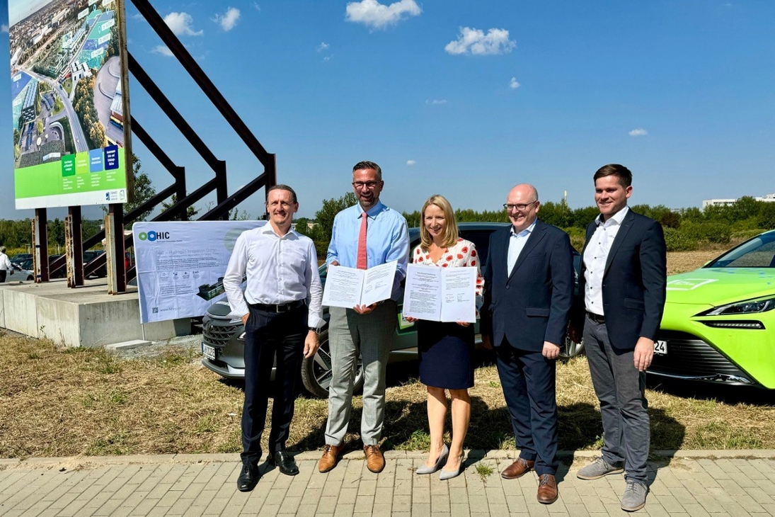 von links nach rechts: Prof. Thomas von Unwerth, Martin Dulig, Daniela Kluckert, OB Sven Schulze, Karl Lötsch