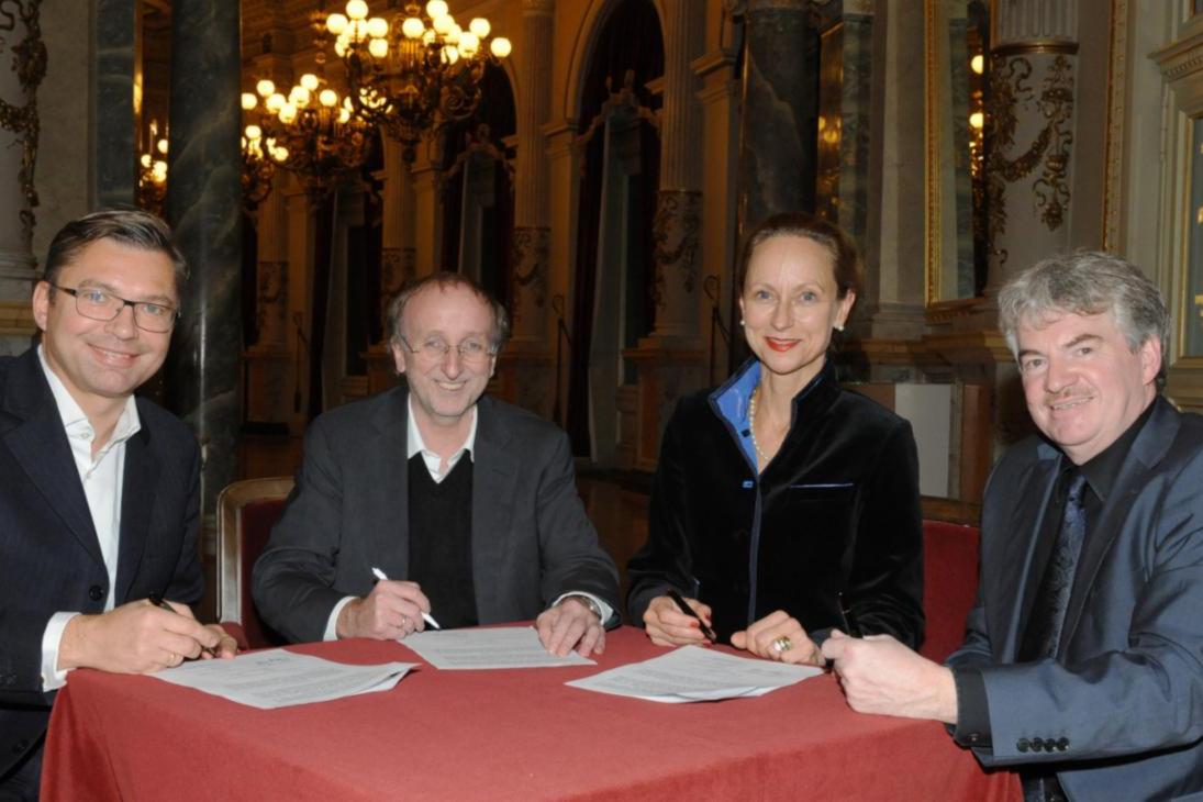 Christian Krentel-Seremet, Staatsministerin Sabine von Schorlemer, Wilfried Schulz sowie Wolfgang Rothe