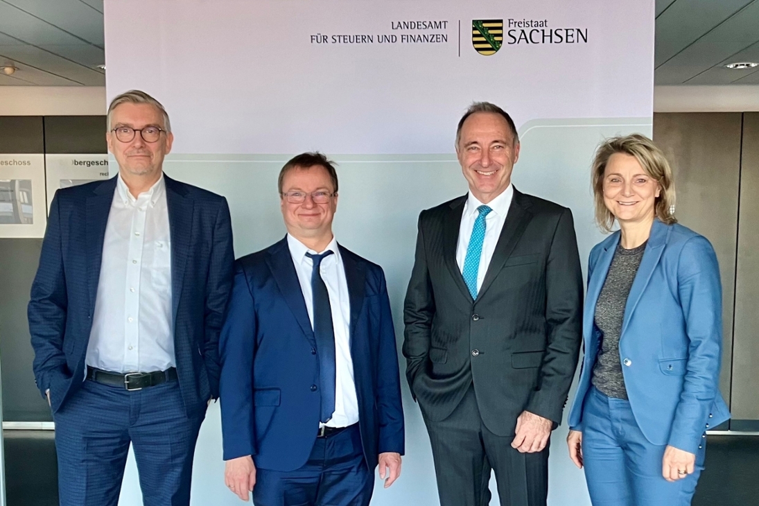 v. l. n. r.: Professor Dr. Andreas Ittner (Hochschule Mittweida), Professor Dr. Uwe Mahn, Udo Stiwi, Britt Anger (LSF)