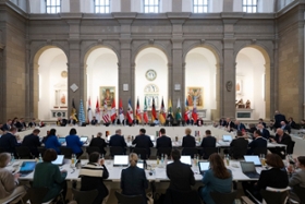 Foto: Auftaktbilder Konferenz der Regierungschefinnen und Regierungschefs der Länder in der Basilika des Bode-Museums.