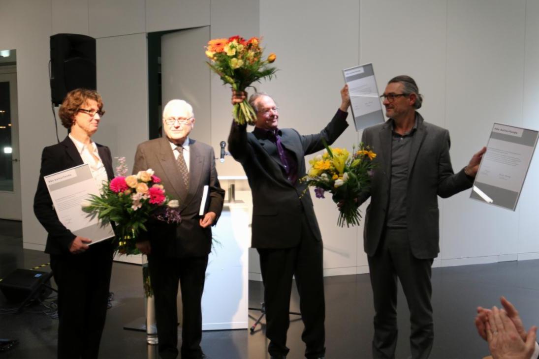 Die Preisträger sind begeistert (v.l.n.r. Sabine Wolfram, Heinz Schirnig, Thomas Spring, Uwe R. Brückner).