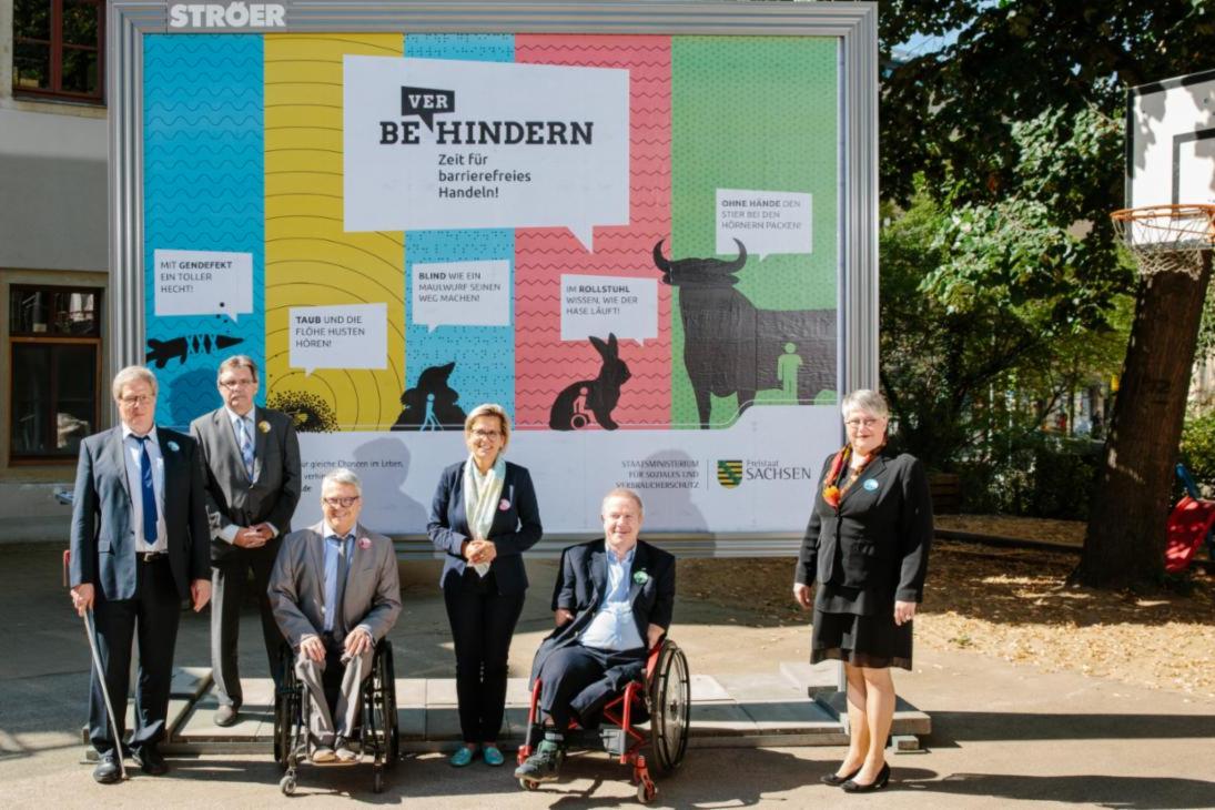 Staatsministerin Klepsch mit den 5 Kampagnenbotschaftern