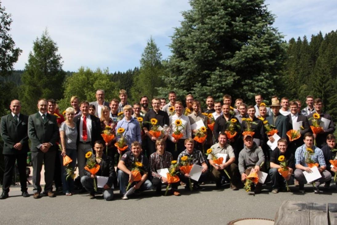 Gruppenfoto nach der Zeugnisübergabe in Morgenröthe-Rautenkranz