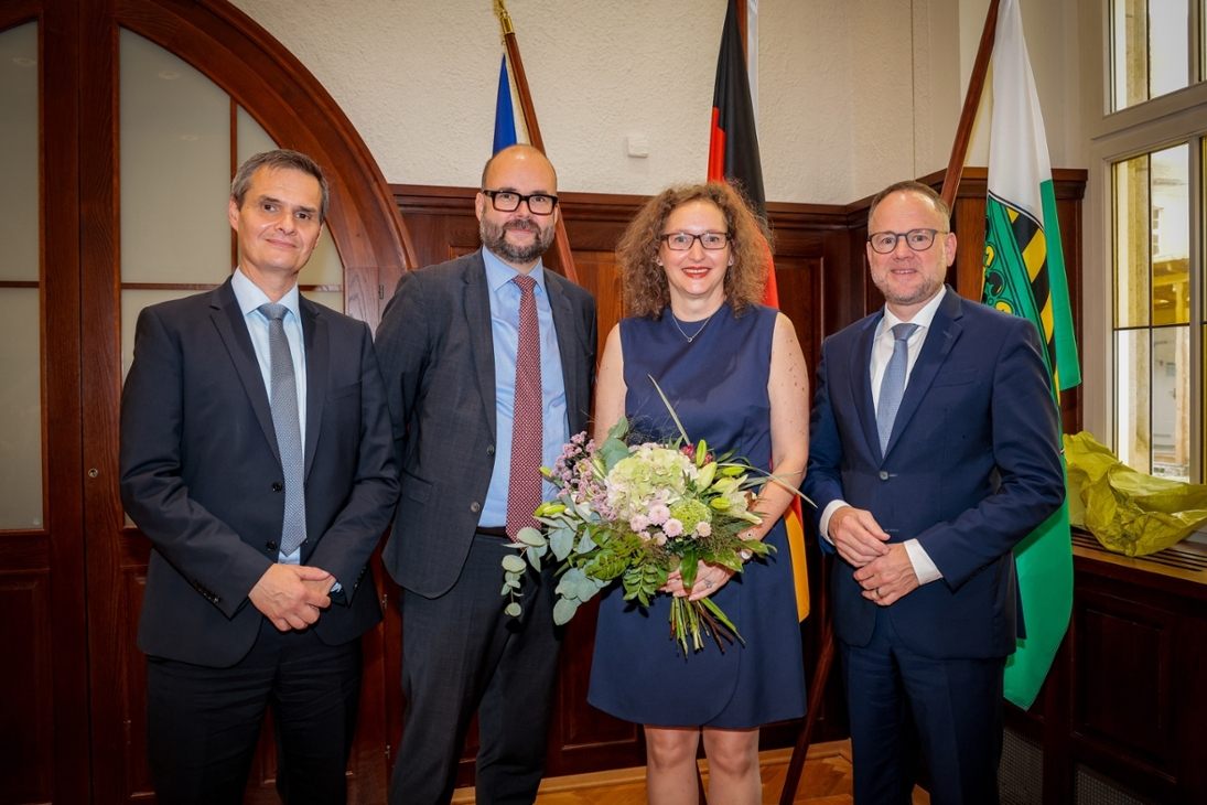 v. l. n. r.: Falk Reinhardt (Technischer Geschäftsführer des SIB), Christian Piwarz (Sächsischer Staatsminister der Finanzen), Susan Bernhardt (Leiterin SIB-Niederlassung Zwickau) und Oliver Gaber (Kaufmännischer Geschäftsführer des SIB)