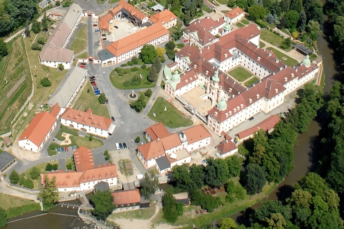 Der Veranstaltungsort für die Kinderumwelttage befindet sich im Kloster St. Marienthal, direkt an der Neiße.