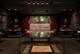 Foto: Blick in die Schatzkammer des Buchmuseums, wo die originalen Weber-Handschriften zu sehen sind