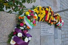 Foto: Gedenkn der Opfer und Betroffenen der Messerattacke vom 4. Oktober 2020