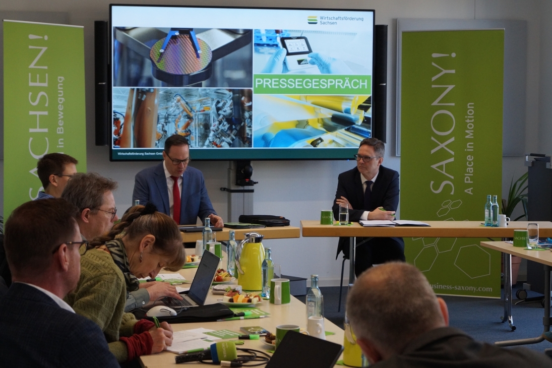Pressegespräch mit Wirtschaftsminister Dirk Panter und WFS-Geschäftsführer Thomas Horn am 18.03.2026 in Dresden