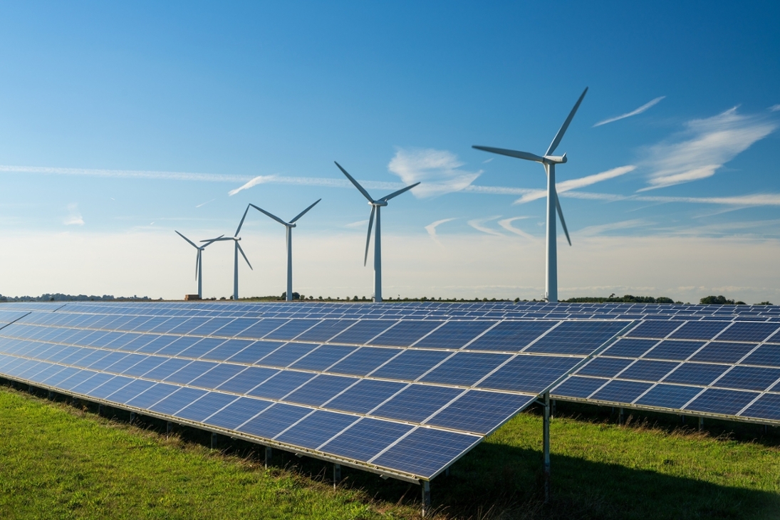 Darstellung von Windenergieanlagen und Freiflächen-PV