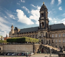 Foto: Elbansicht vom Ständehaus an der Brühlschen Terrasse Dresden