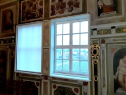 Foto: Lichtschutz für Kunst- und Kulturgut im Kurfürstinnenzimmer der Hoflößnitz in Radebeul, 2019