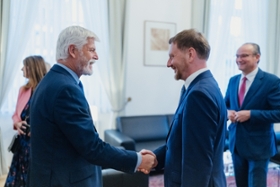 Foto: Ministerpräsident Kretschmer begrüßt den tschechischen Staatspräsidenten Petr Pavel.