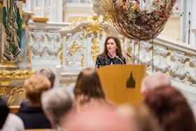 Foto: Die Staatsministerin der Justiz, Prof. Constanze Geiert, hält die Festrede beim Sächsischen Bürgerpreis 2026 in der Dresdner Frauenkirche